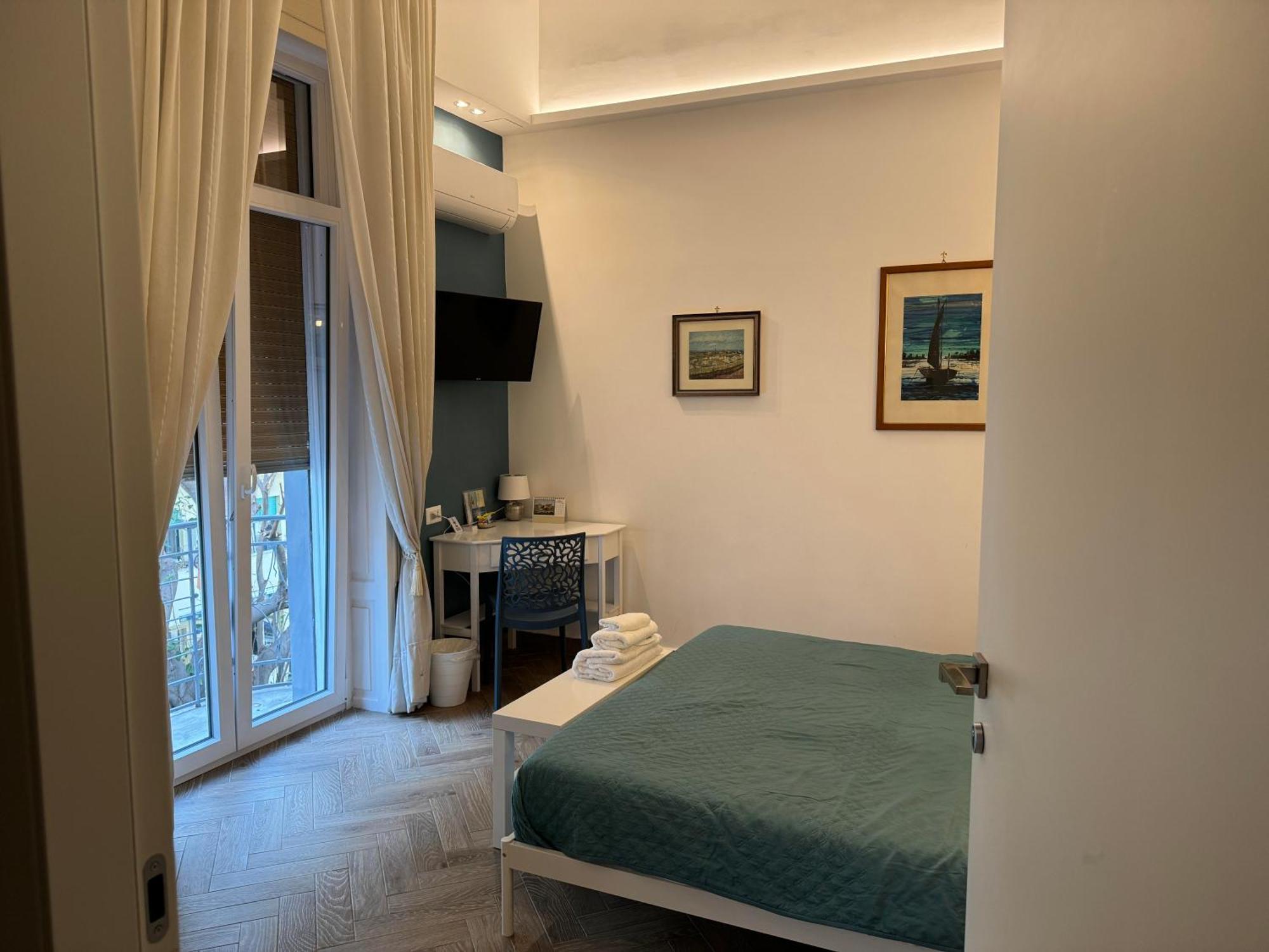 Serghouse Napoli Exterior foto