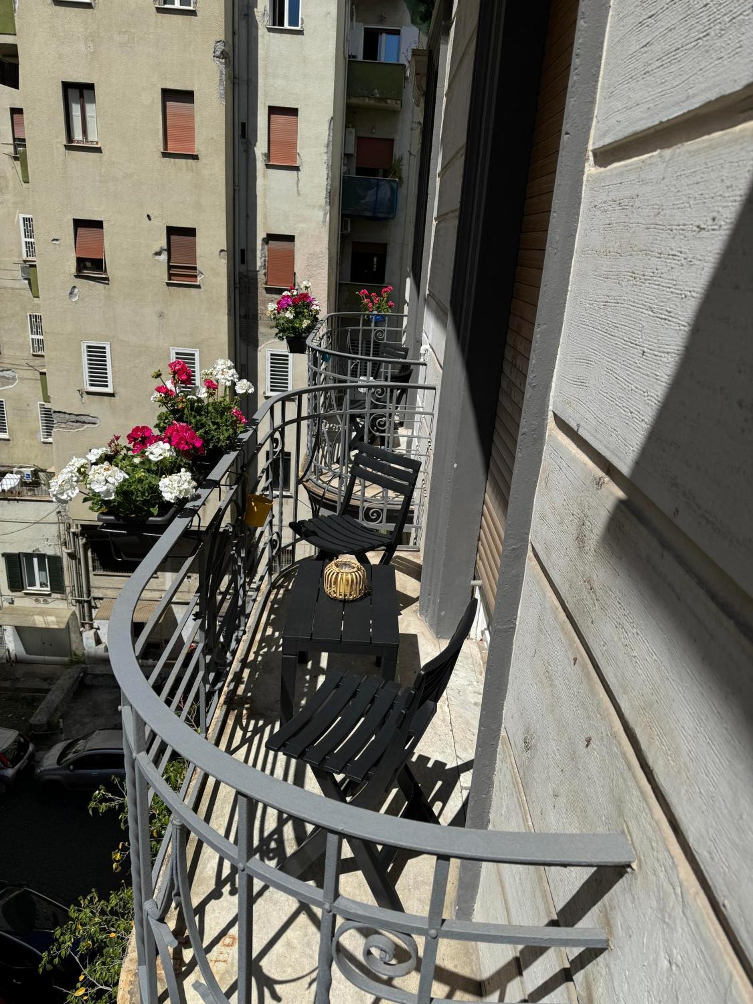 Serghouse Napoli Exterior foto